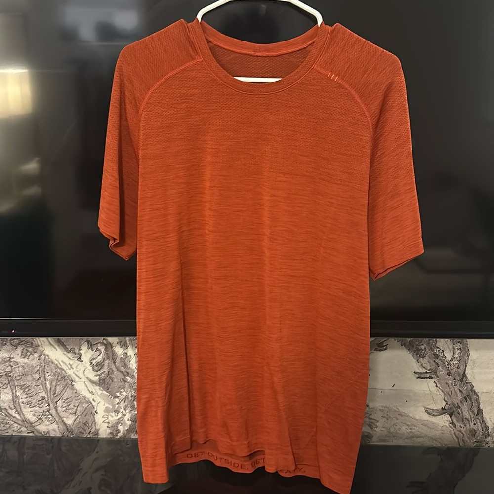 Lululemon Metal Vent Tech Shirt